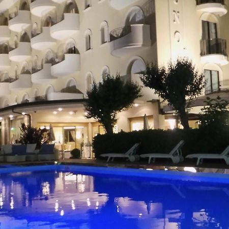 Hotel Nettuno Cervia Ngoại thất bức ảnh
