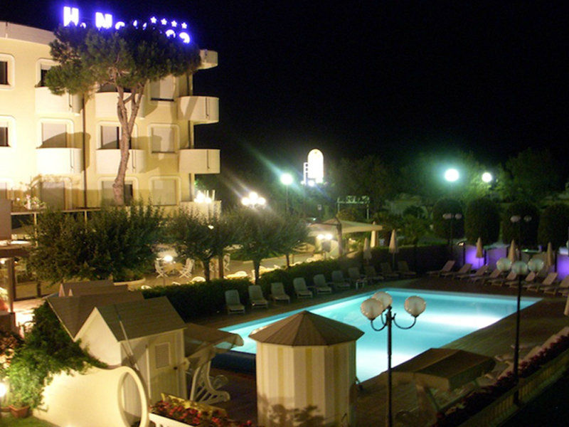 Hotel Nettuno Cervia Ngoại thất bức ảnh