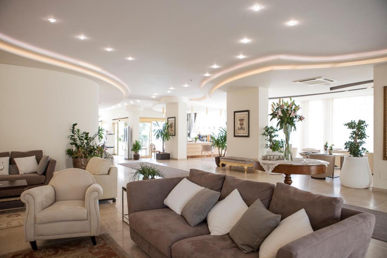 Hotel Nettuno Cervia Ngoại thất bức ảnh