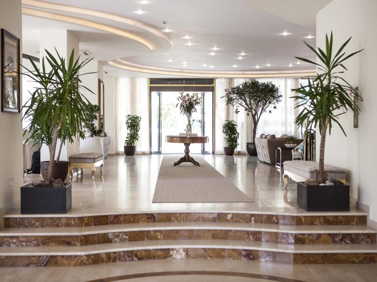 Hotel Nettuno Cervia Ngoại thất bức ảnh